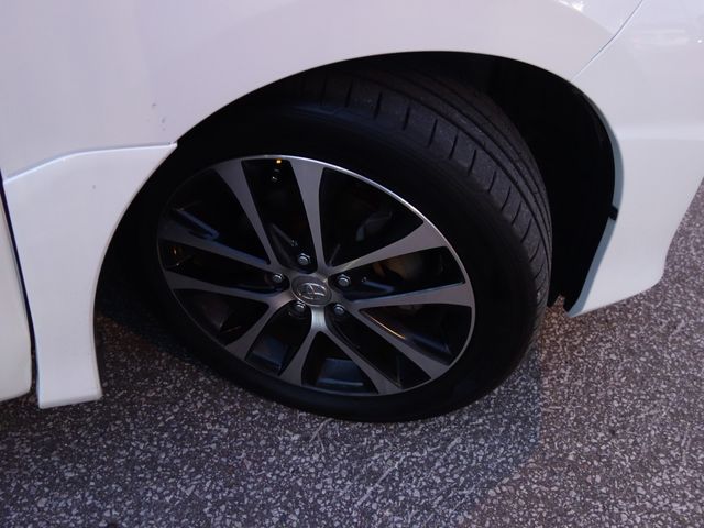 TOYOTA ESTIMA  4WD 2012