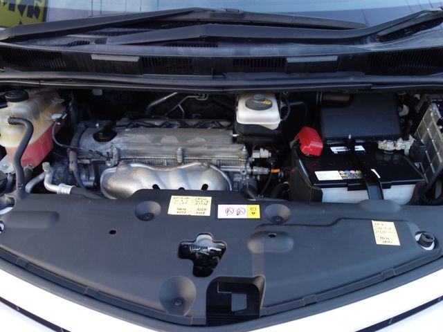 TOYOTA ESTIMA  4WD 2012