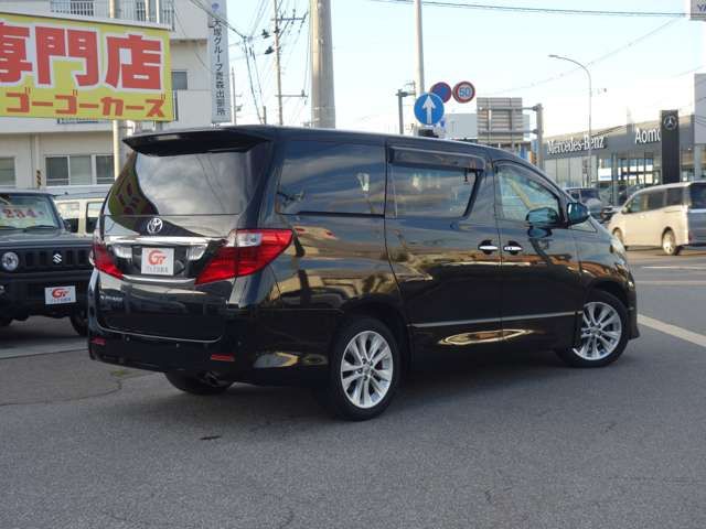 TOYOTA ALPHARD 4WD 2009