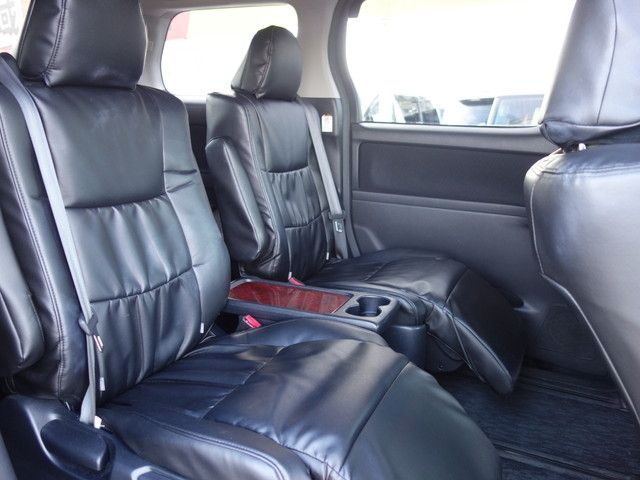 TOYOTA ALPHARD 4WD 2009