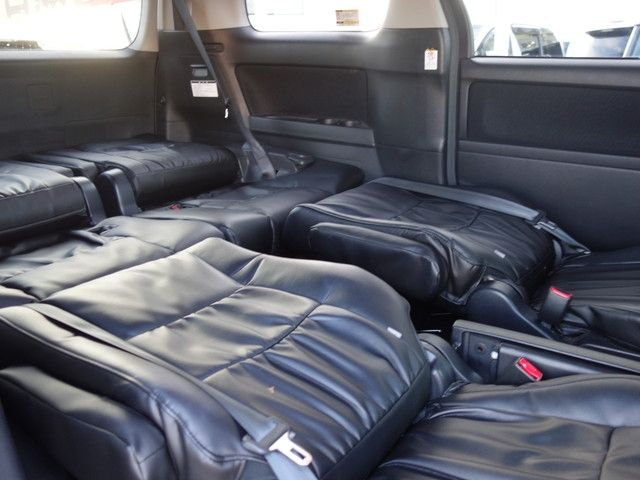 TOYOTA ALPHARD 4WD 2009