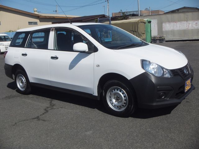 NISSAN NV150 AD 4WD 2017