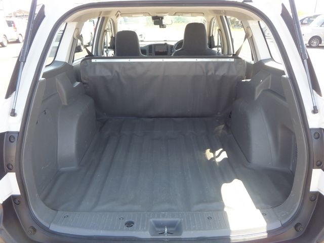 NISSAN NV150 AD 4WD 2017