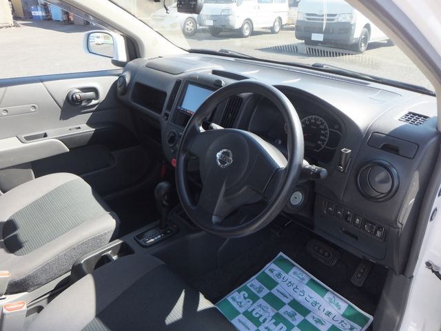 NISSAN NV150 AD 4WD 2017