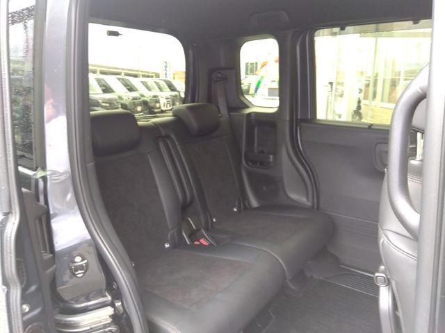 HONDA N BOX CUSTOM 2024