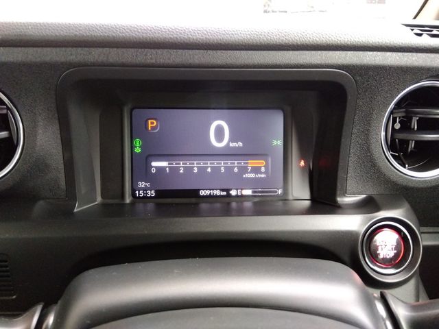 HONDA N BOX CUSTOM 2024