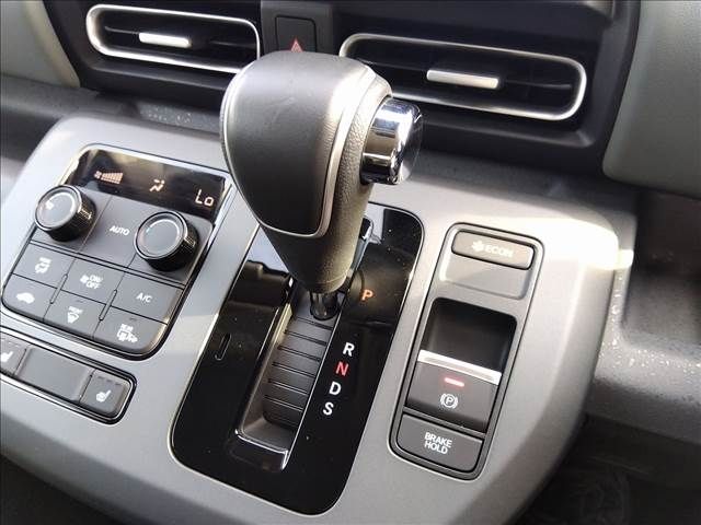 HONDA FREED 4WD 2024