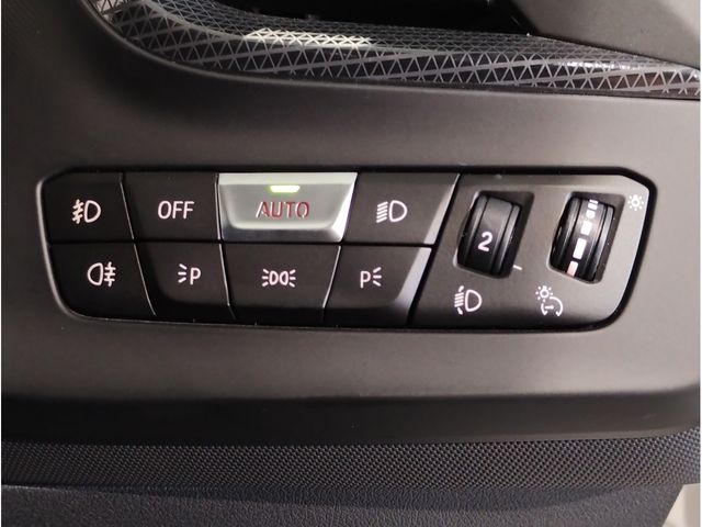 BMW BMW 1series 2021