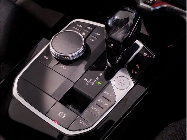 BMW BMW 1series 2021