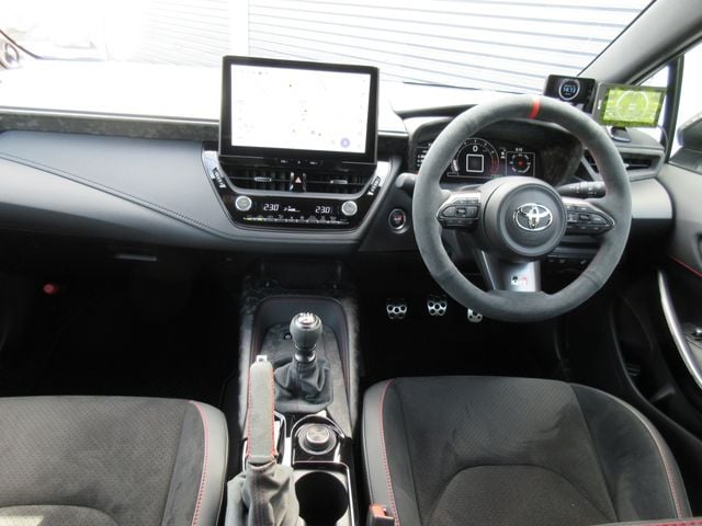 TOYOTA GR COROLLA 2023