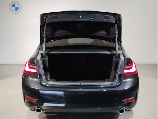 BMW BMW 3series sedan 2022