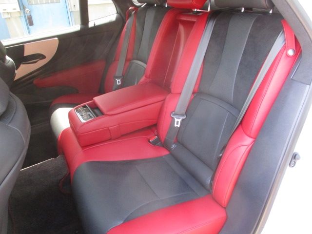 TOYOTA LEXUS LS500 2025