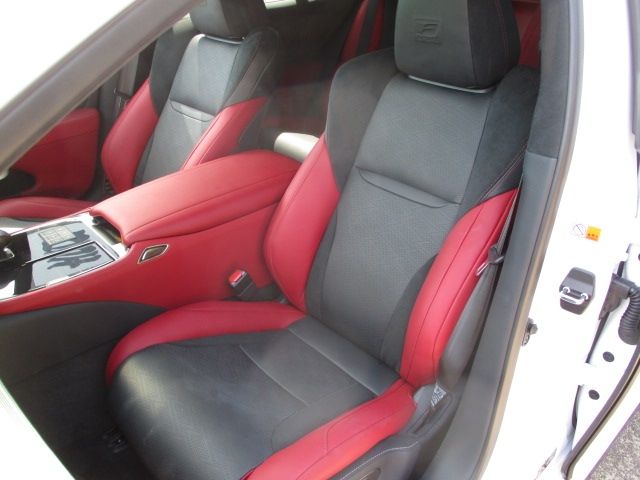 TOYOTA LEXUS LS500 2025