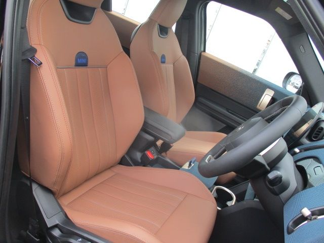 BMW MINI COUNTRYMAN 2025