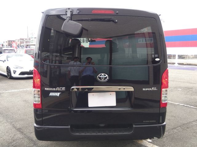TOYOTA REGIUSACE van 4WD 2017