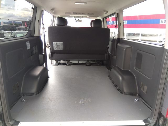 TOYOTA REGIUSACE van 4WD 2017