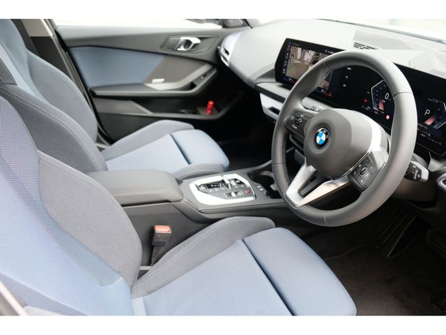 BMW BMW 1series 2025