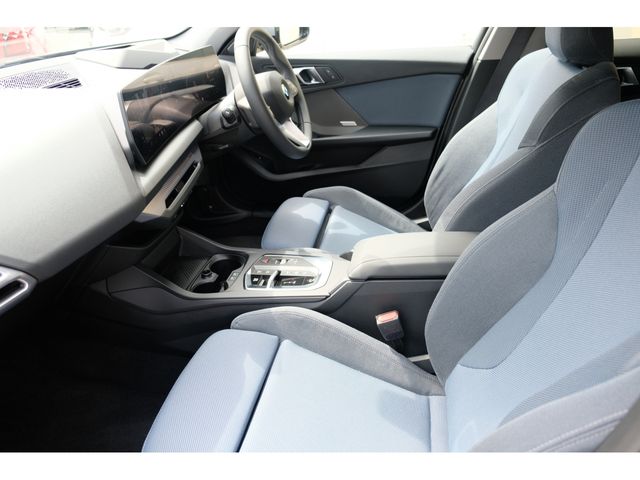 BMW BMW 1series 2025