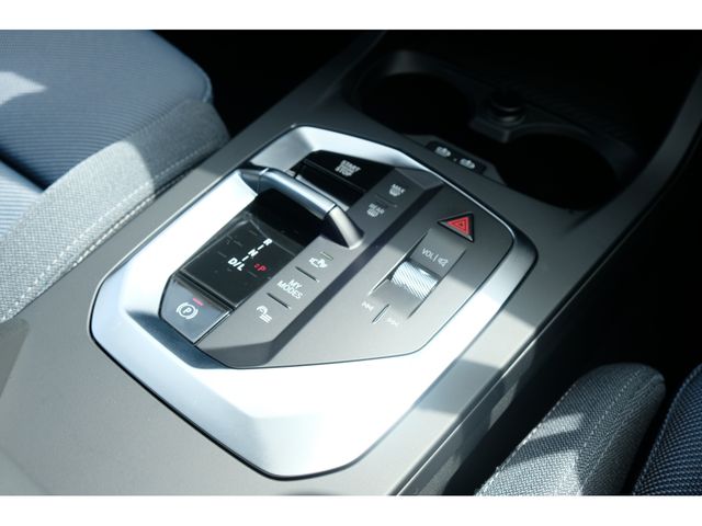 BMW BMW 1series 2025