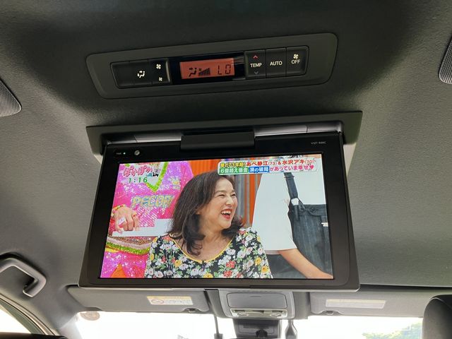 TOYOTA ESQUIRE HYBRID 2018