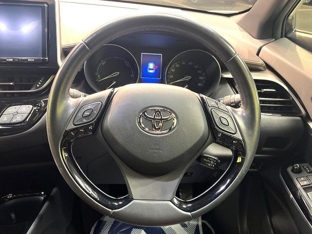 TOYOTA C-HR 2018
