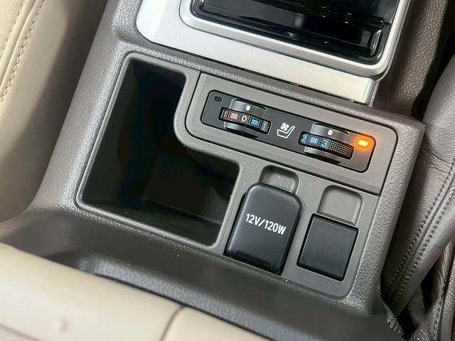 TOYOTA LANDCRUISER PRADO 2023