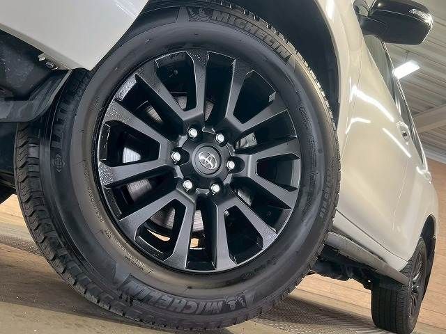 TOYOTA LANDCRUISER PRADO 2023