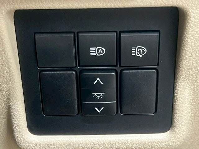 TOYOTA LANDCRUISER PRADO 2023