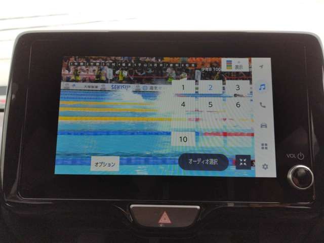 TOYOTA YARIS HYBRID 2024