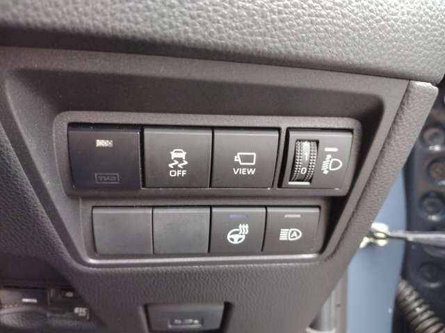 TOYOTA YARIS HYBRID 2024