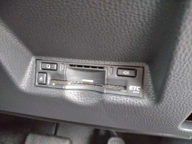 TOYOTA YARIS HYBRID 2024