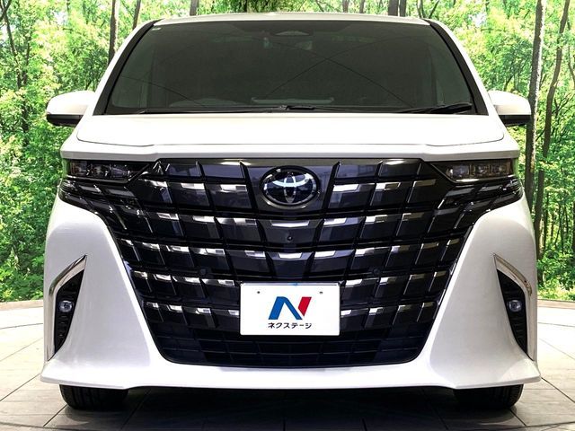 TOYOTA ALPHARD 2024