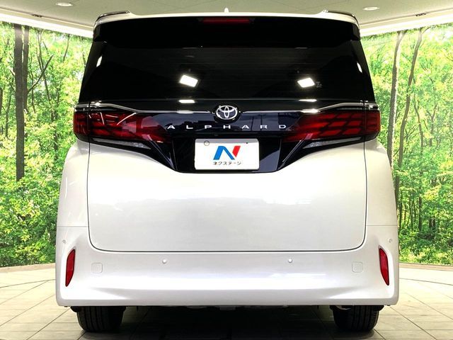 TOYOTA ALPHARD 2024