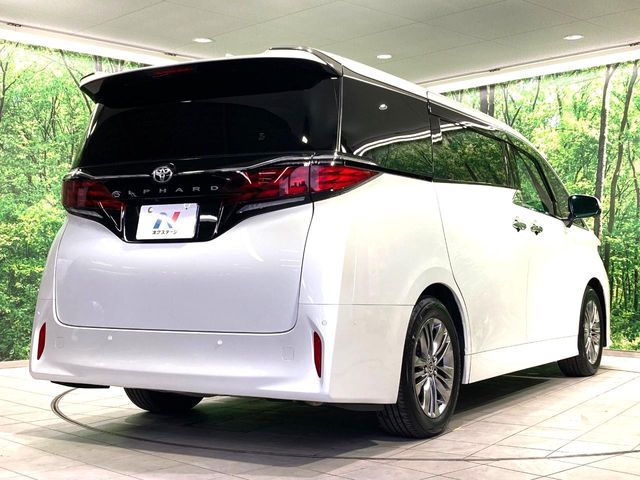 TOYOTA ALPHARD 2024
