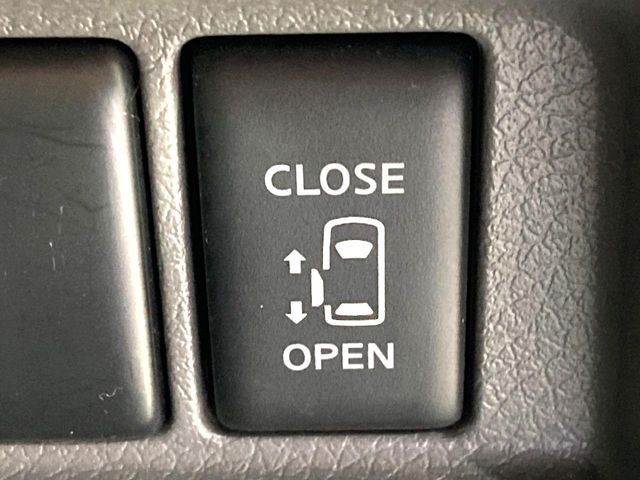 NISSAN NV350 CARAVAN 2019