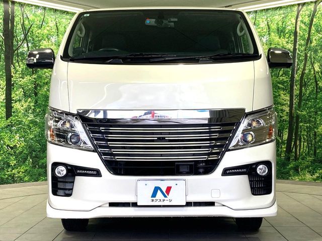 NISSAN NV350 CARAVAN 2019