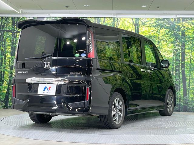 HONDA STEPWAGON SPADA 2016