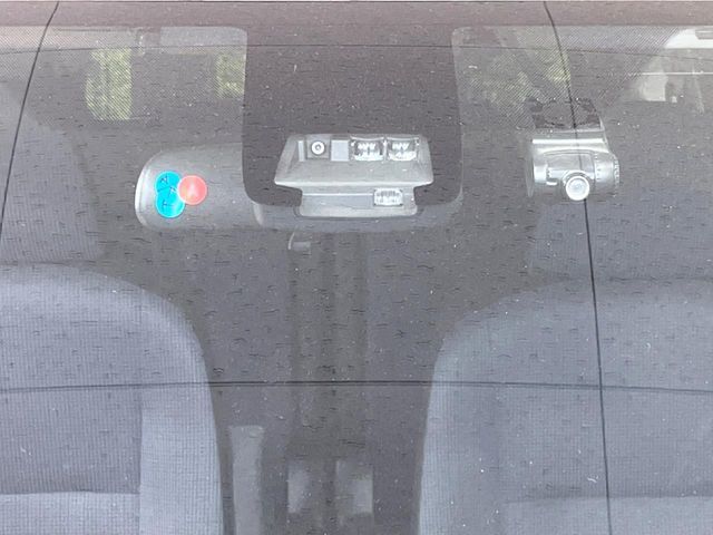 TOYOTA SIENTA HYBRID 2015