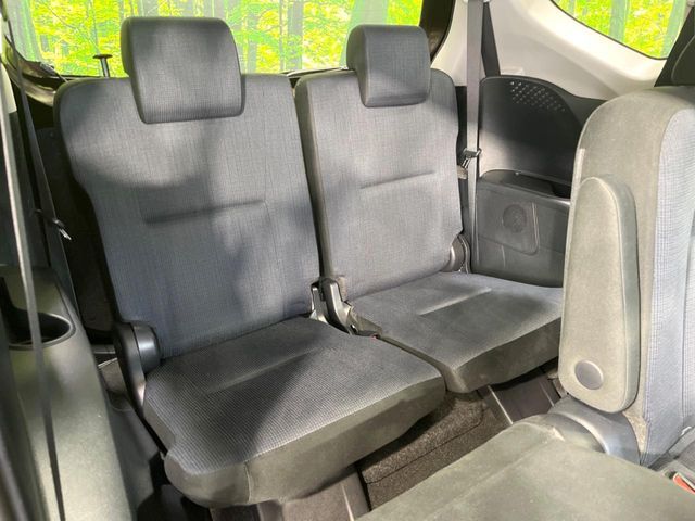 TOYOTA SIENTA HYBRID 2015