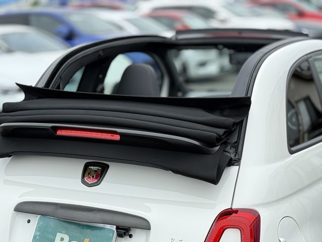 FIAT ABARTH 695C 2024