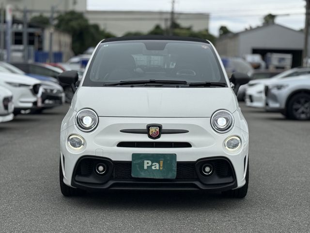 FIAT ABARTH 695C 2024