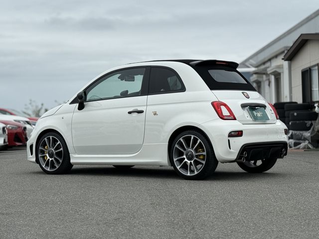 FIAT ABARTH 695C 2024