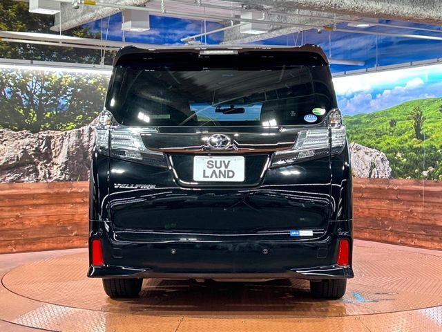 TOYOTA VELLFIRE 2016