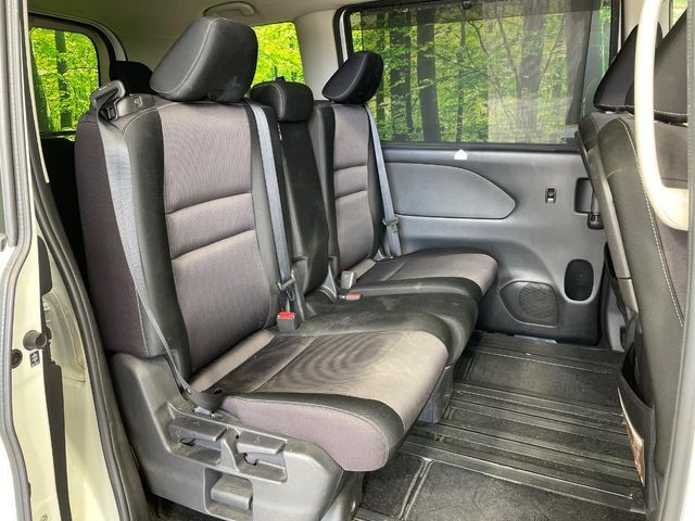 NISSAN SERENA  S-HYBRID 2017