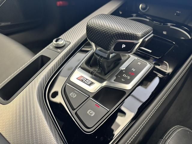 AUDI AUDI RS4 AVANT 2022