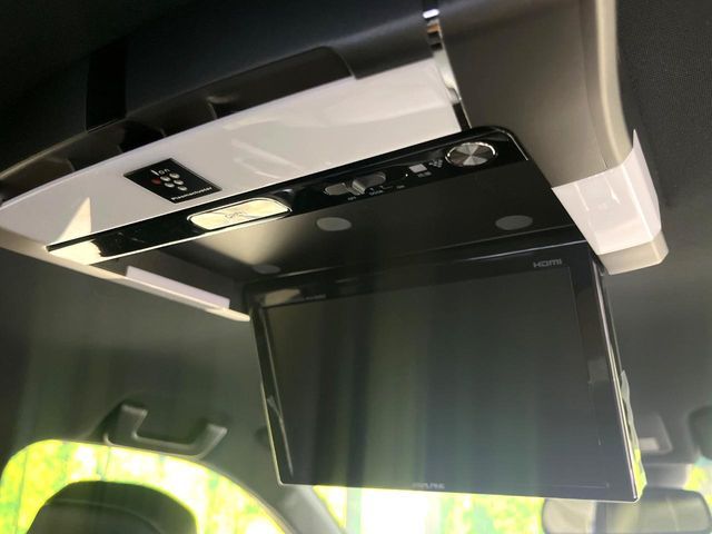 TOYOTA HARRIER 4WD 2014