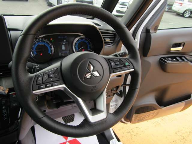 MITSUBISHI DELICA MINI 2025