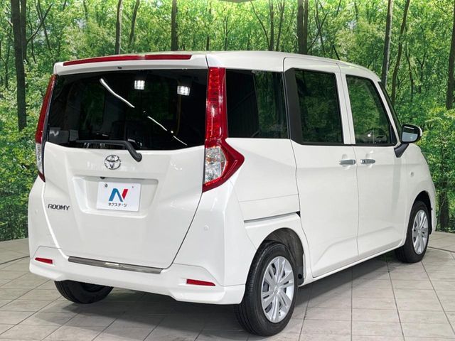 TOYOTA ROOMY 2022