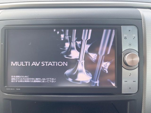 TOYOTA VELLFIRE 2012