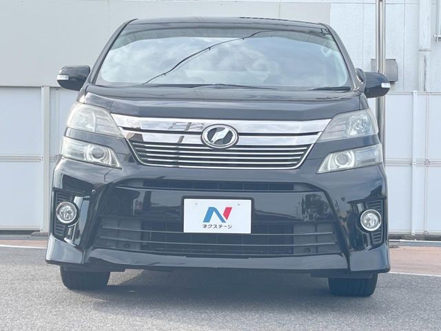 TOYOTA VELLFIRE 2012